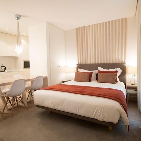 Almada Wine House - Tourism Apartments Porto Eksteriør bilde